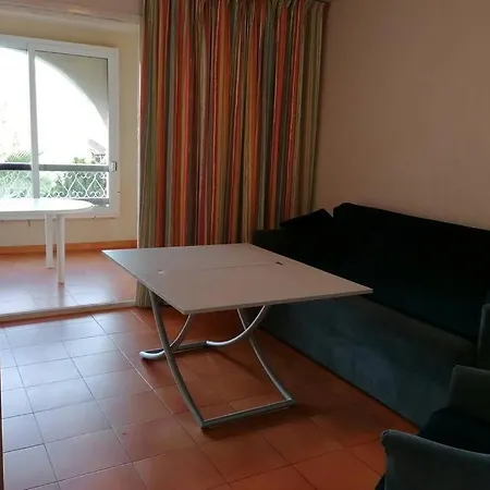 Les Pieds Dans L'eau 300 M - 2 Piscines Apartament