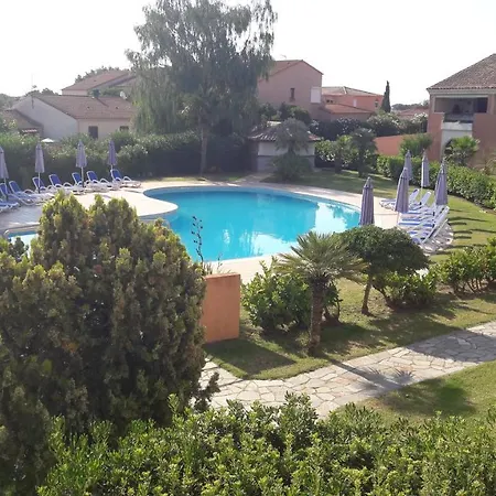 Les Pieds Dans L'eau 300 M - 2 Piscines Appartamento Linguizzetta